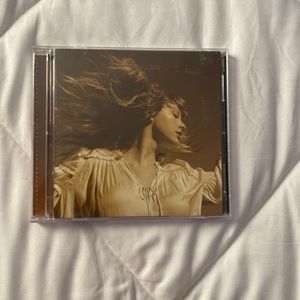taylor swift fearless (taylor's version) cd